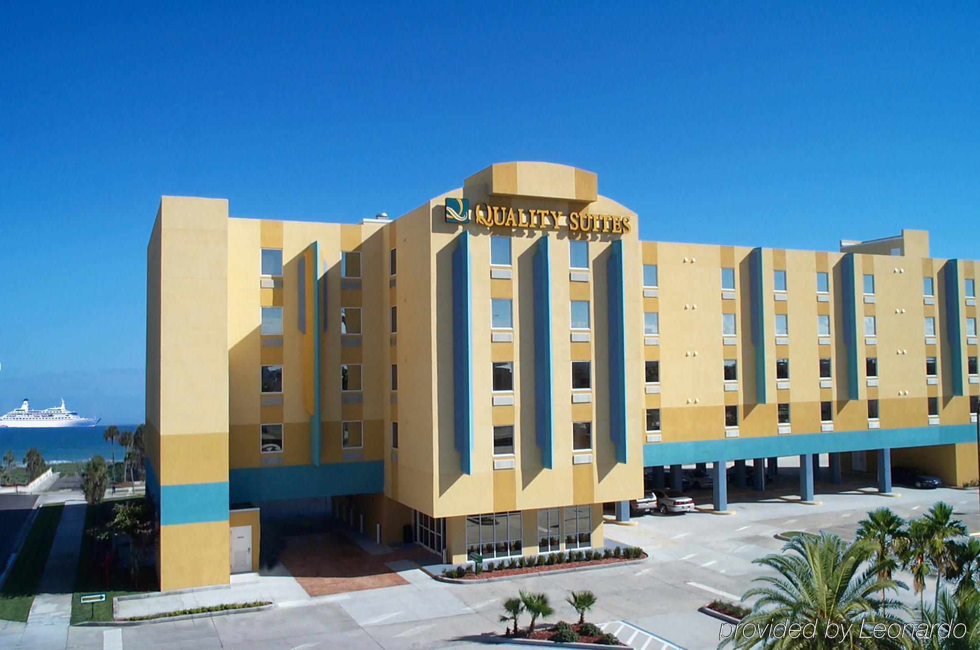 Cocoa Beach Suites Hotel Екстериор снимка