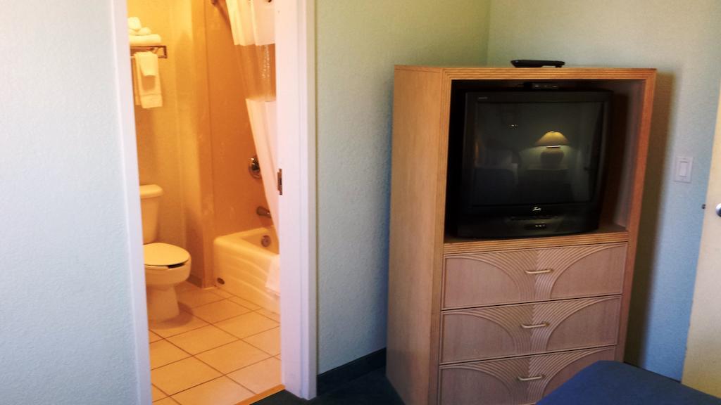 Cocoa Beach Suites Hotel Екстериор снимка